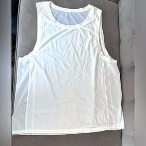Lululemon athletic tank LIKE NEW size medium